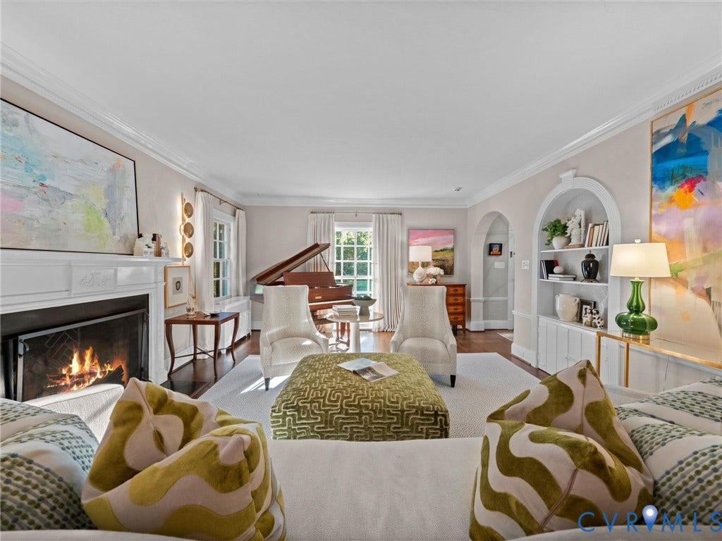 1 Greenway Lane, Hampton Gardens, Richmond, VA 23226 with elegant arched niches and gas fireplace