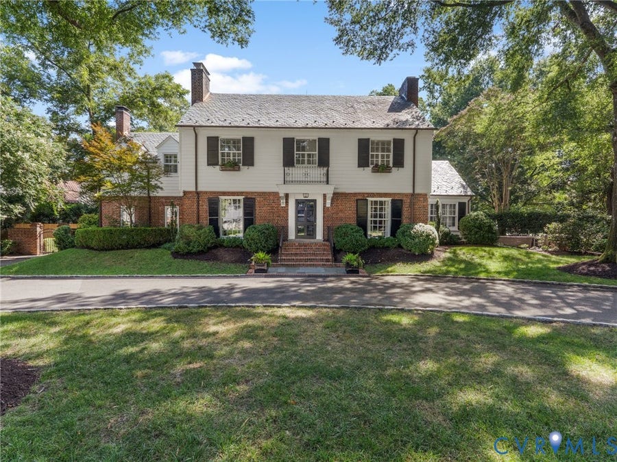 Property photo for 1 Greenway Lane, Richmond, VA
