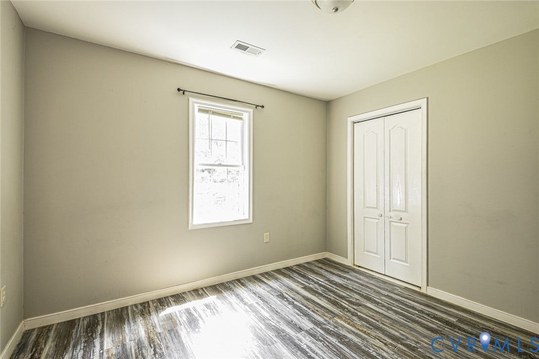 825 Nottoway Avenue, Blackstone, VA 23824