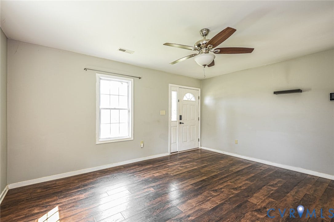 825 Nottoway Avenue, Blackstone, VA 23824