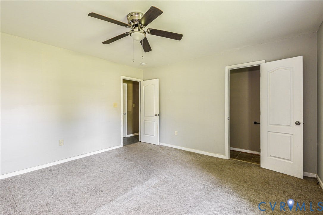 825 Nottoway Avenue, Blackstone, VA 23824