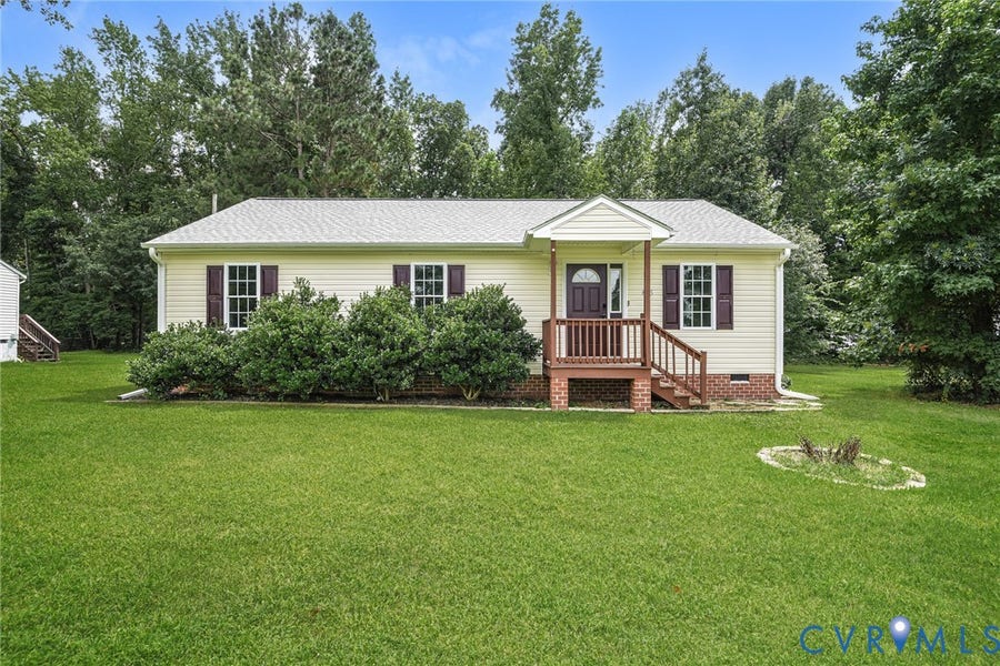 Property photo for 825 Nottoway Avenue, Blackstone, VA