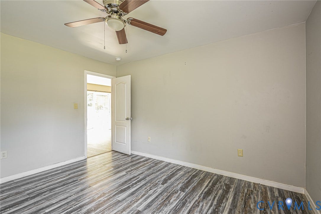825 Nottoway Avenue, Blackstone, VA 23824