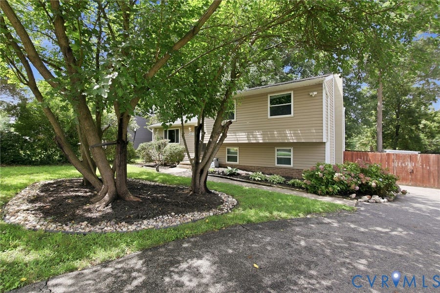 Property photo for 4812 Fairlake Lane, Glen Allen, VA