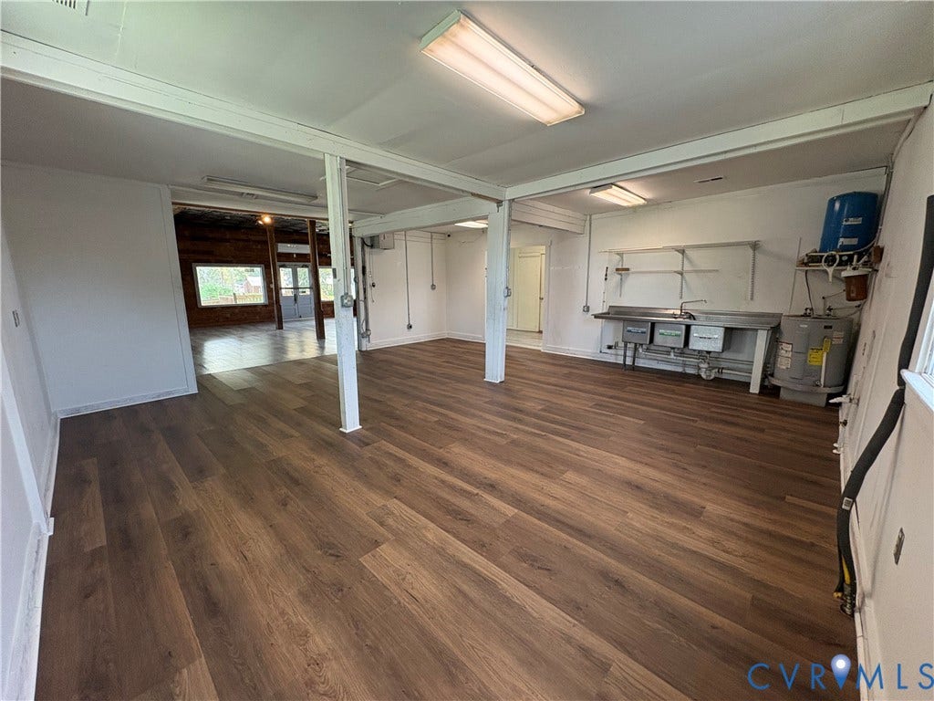 2030 Broad Street Road, Maidens, VA 23102 2030 Broad Street Road, Maidens, VA 23102