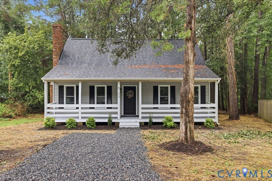 Property photo for 5102 W Alberta Circle, Chesterfield, VA