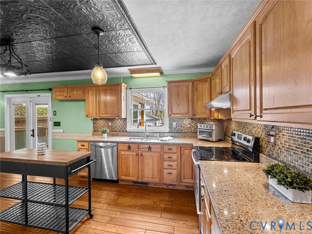 364 Poplar Drive, Blue Ridge Shores, Louisa, VA 23093