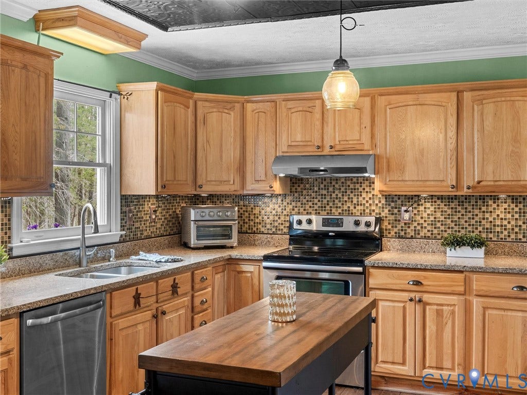 364 Poplar Drive, Blue Ridge Shores, Louisa, VA 23093