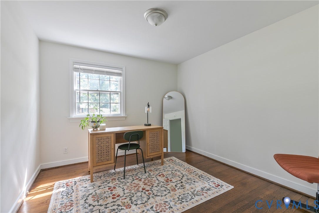 200 Stanmore Road, North Chesterfield, VA 23236 Hardwood flooring, painted walls, single window, and a ceiling-mounted light fixture
