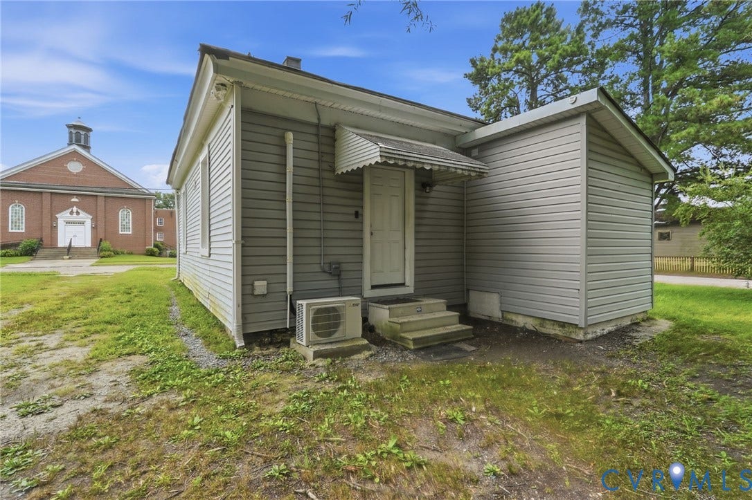 32 Elm Street, Petersburg, VA 23803
