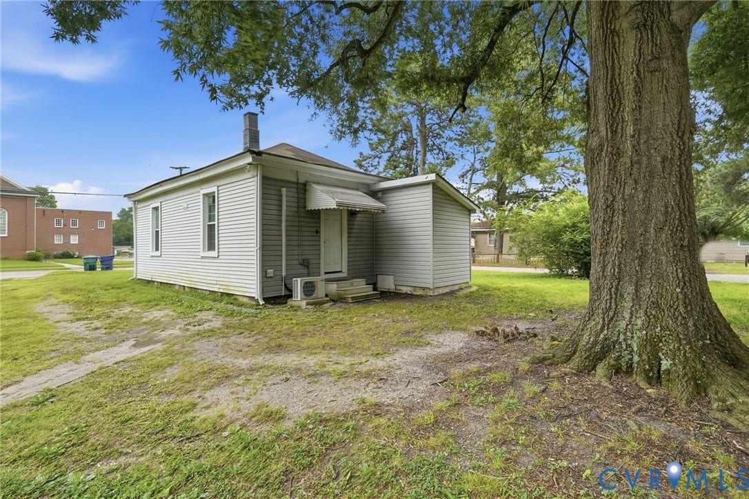 32 Elm Street, Petersburg, VA 23803