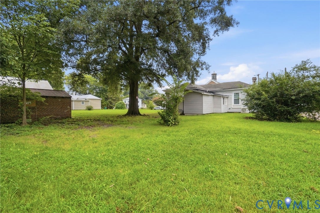 32 Elm Street, Petersburg, VA 23803