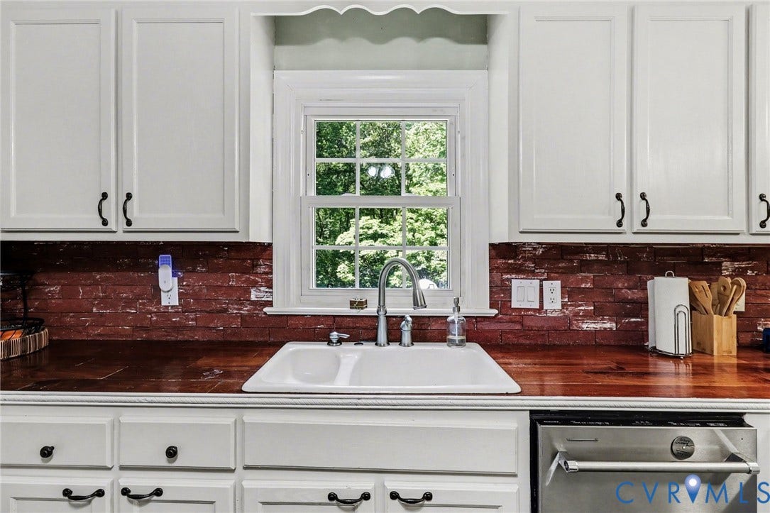 2715 Pineridge Lane, Powhatan, VA 23139 2715 Pineridge Lane, Powhatan, VA 23139