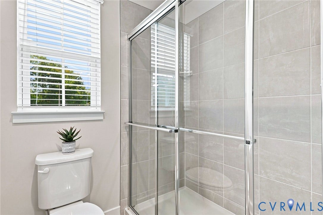 10877 Genito Square Drive, Midlothian, VA 23112 Large Tiled Shower