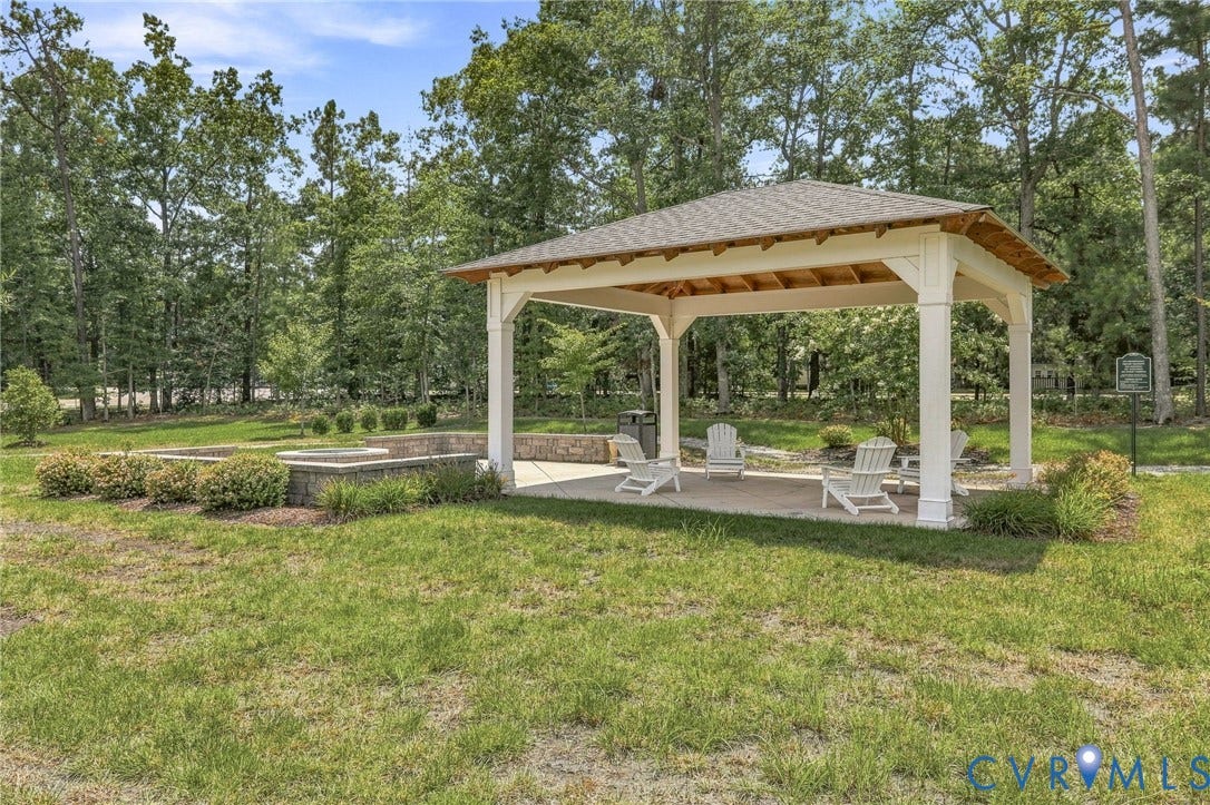 10877 Genito Square Drive, Midlothian, VA 23112 Community Space