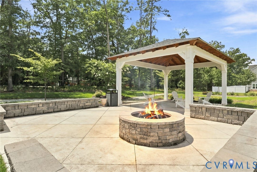 10877 Genito Square Drive, Midlothian, VA 23112 Pavilion with Fire Pit