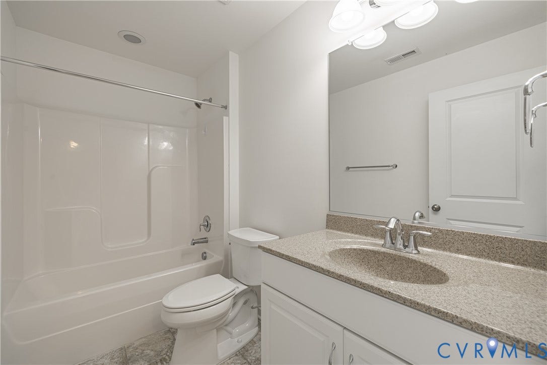2nd Floor Bath