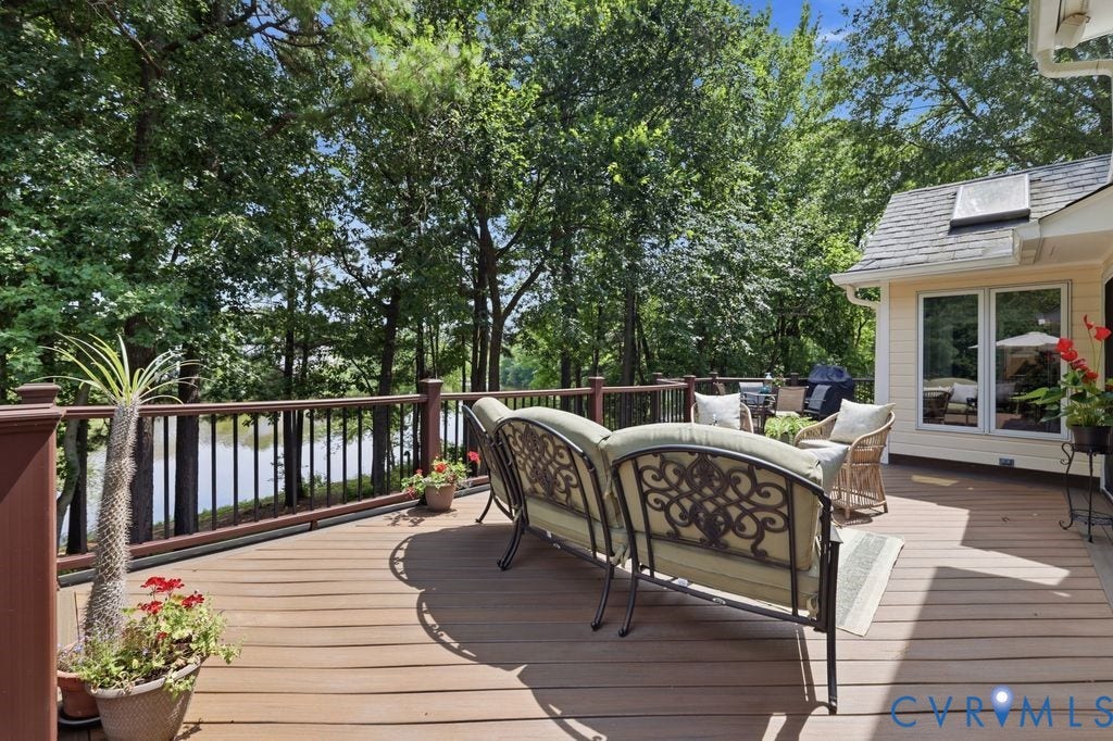 8809 Merseyside Lane, Chesterfield, VA 23832 composite deck overlooking the water