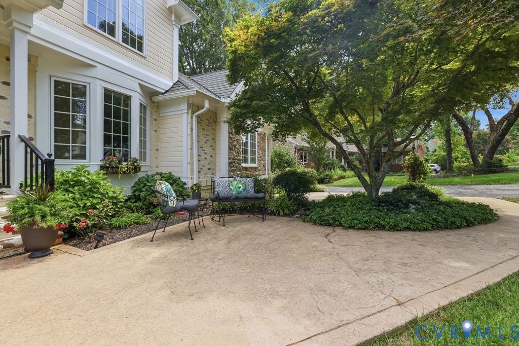 8809 Merseyside Lane, Chesterfield, VA 23832 8809 Merseyside Lane, Chesterfield, VA 23832