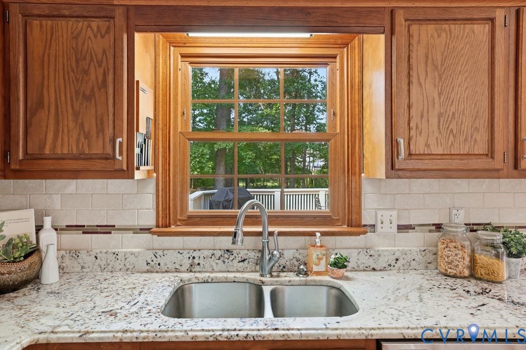 16220 Hunters Ridge Lane, Moseley, VA 23120 16220 Hunters Ridge Lane, Moseley, VA 23120