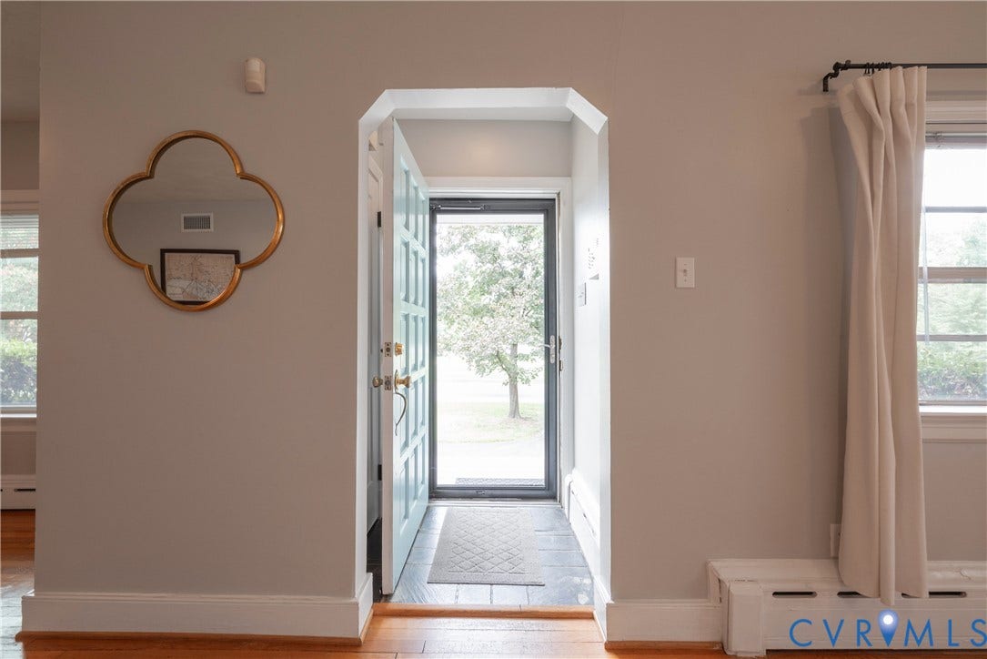 5709 Monument Avenue, Richmond, VA 23226 Entry with tile floor and coat closet