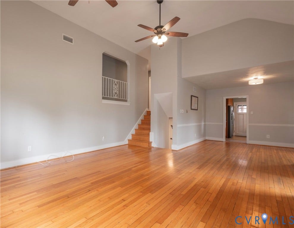 5709 Monument Avenue, Richmond, VA 23226 Spacious living areas with hardwood floor, high ceilings neutral paint and easy flow.