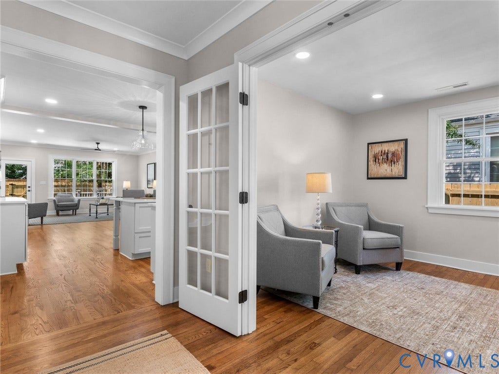 906 Maple Avenue, Richmond, VA 23226 Office and kitchen entry