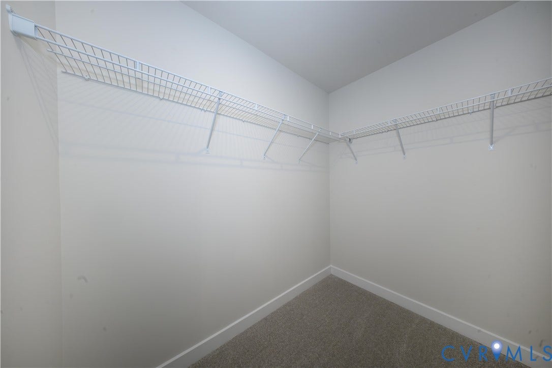 Wire shelving system