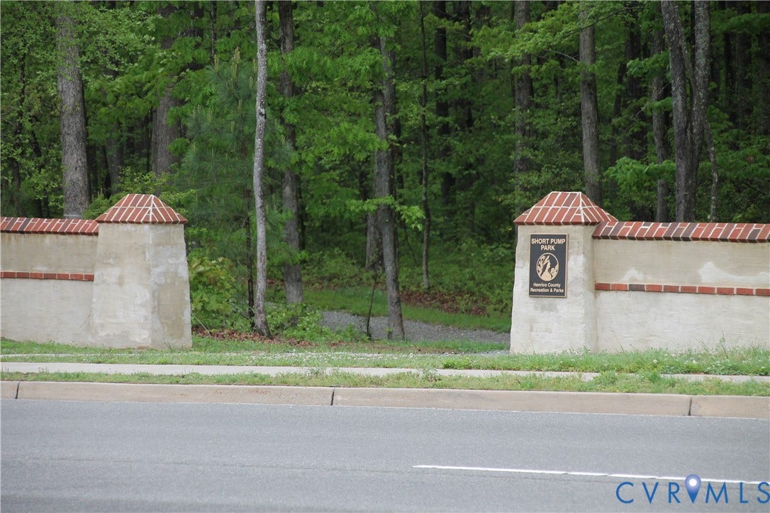 1901 Liesfeld Parkway, West Broad Village, Glen Allen, VA 23060 1901 Liesfeld Parkway, West Broad Village, Glen Allen, VA 23060