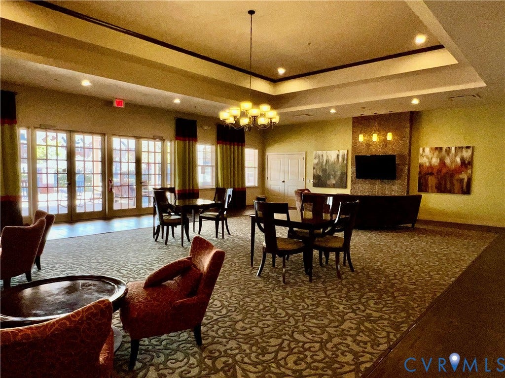 1901 Liesfeld Parkway, West Broad Village, Glen Allen, VA 23060 Tray ceiling with recessed lighting