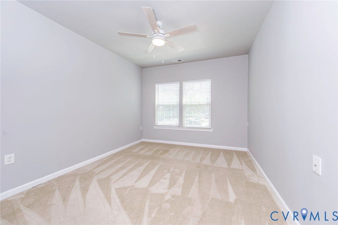 Secondary bedroom