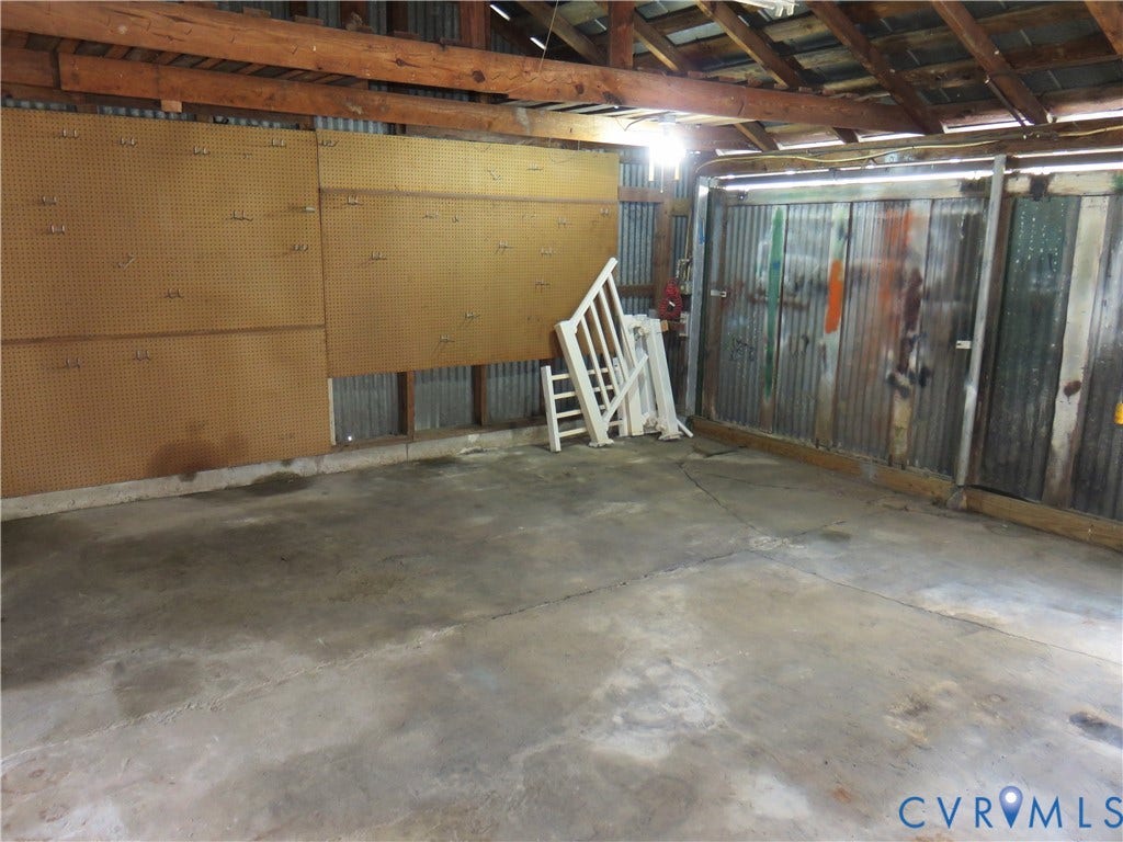 1605 Francis Road, Glen Allen, Glen Allen, VA 23059 Inside garage.