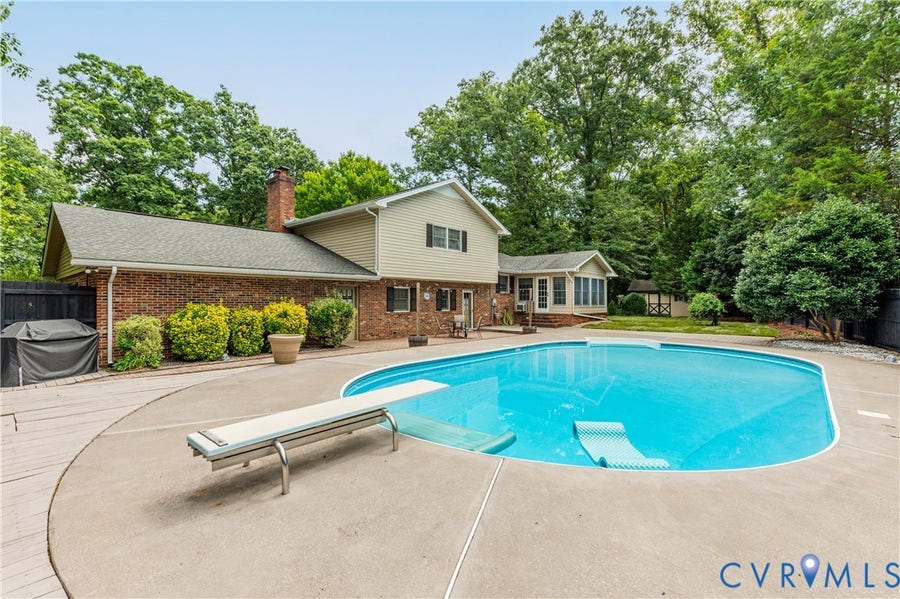 Property photo for 14500 Alberta Court, Chester, VA