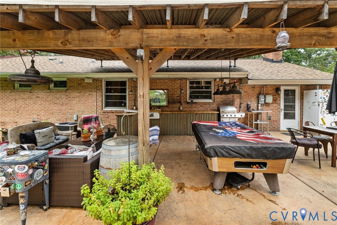 12311 PARKER Lane, Chester, VA 23831