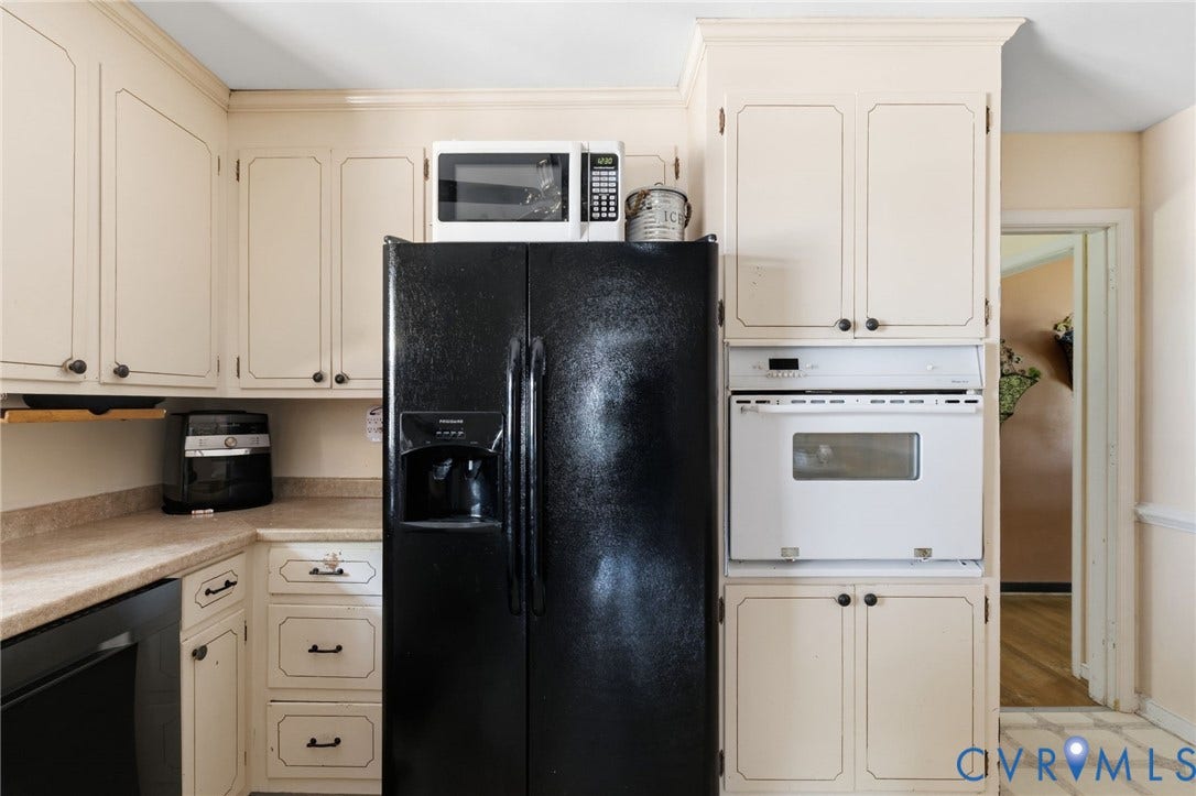 12311 PARKER Lane, Chester, VA 23831