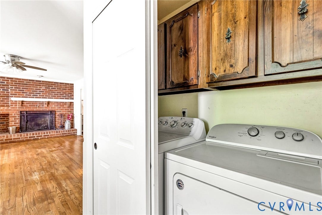 10478 Gould Hill Road, Studley, Hanover, VA 23069 Laundry closet in kitchen. Washer and dryer convey