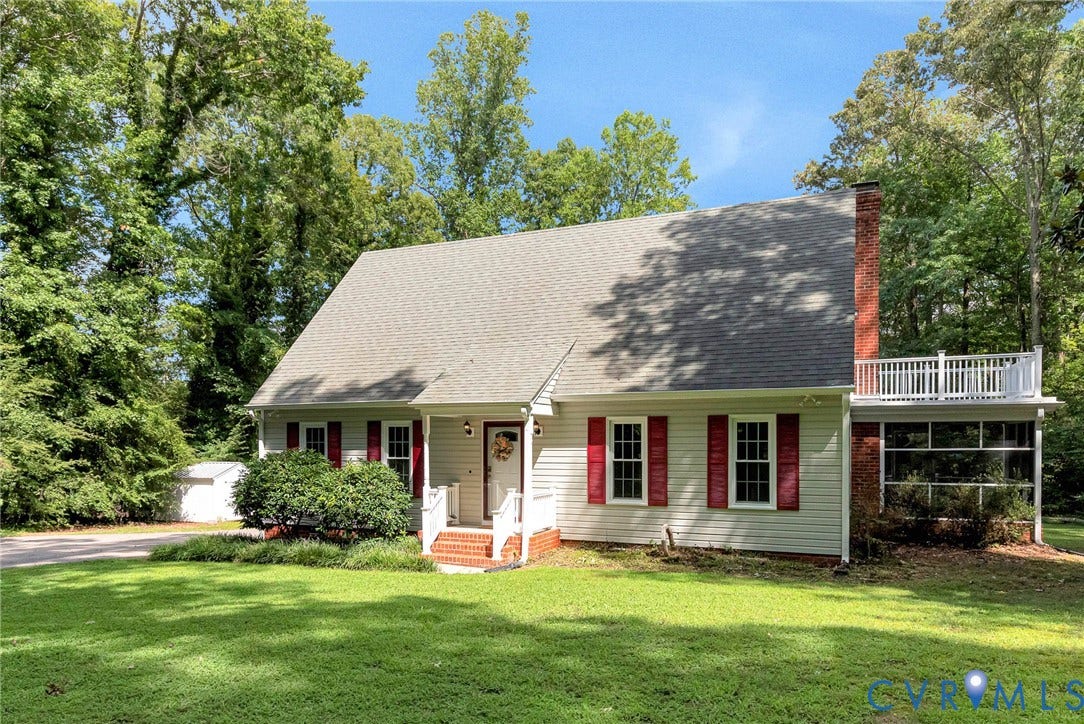 10478 Gould Hill Road, Studley, Hanover, VA 23069 Adorable refreshed cape home ready for you! Screen porch with balcony