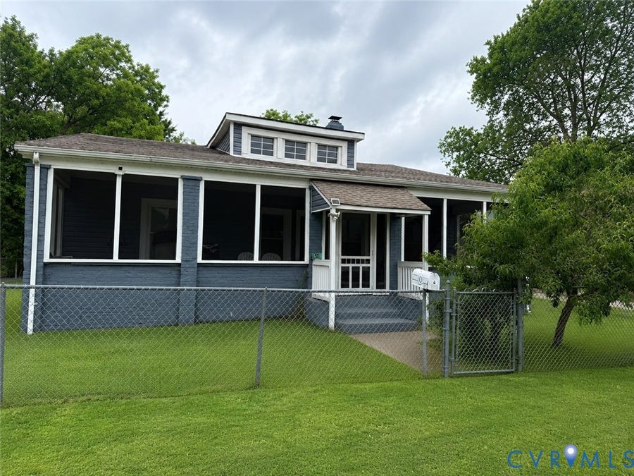 Property photo for 510 N 7th Avenue, Hopewell, VA