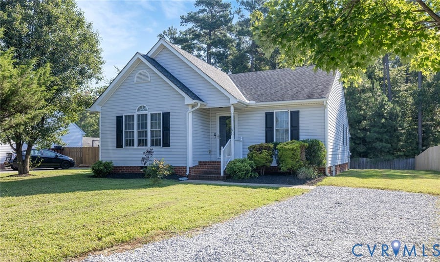 Property photo for 905 Kilby Station Road, Ashland, VA