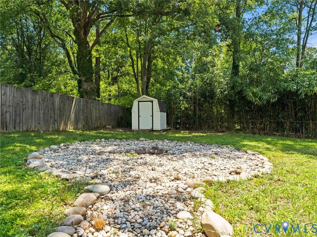 firepit area in rear yard
