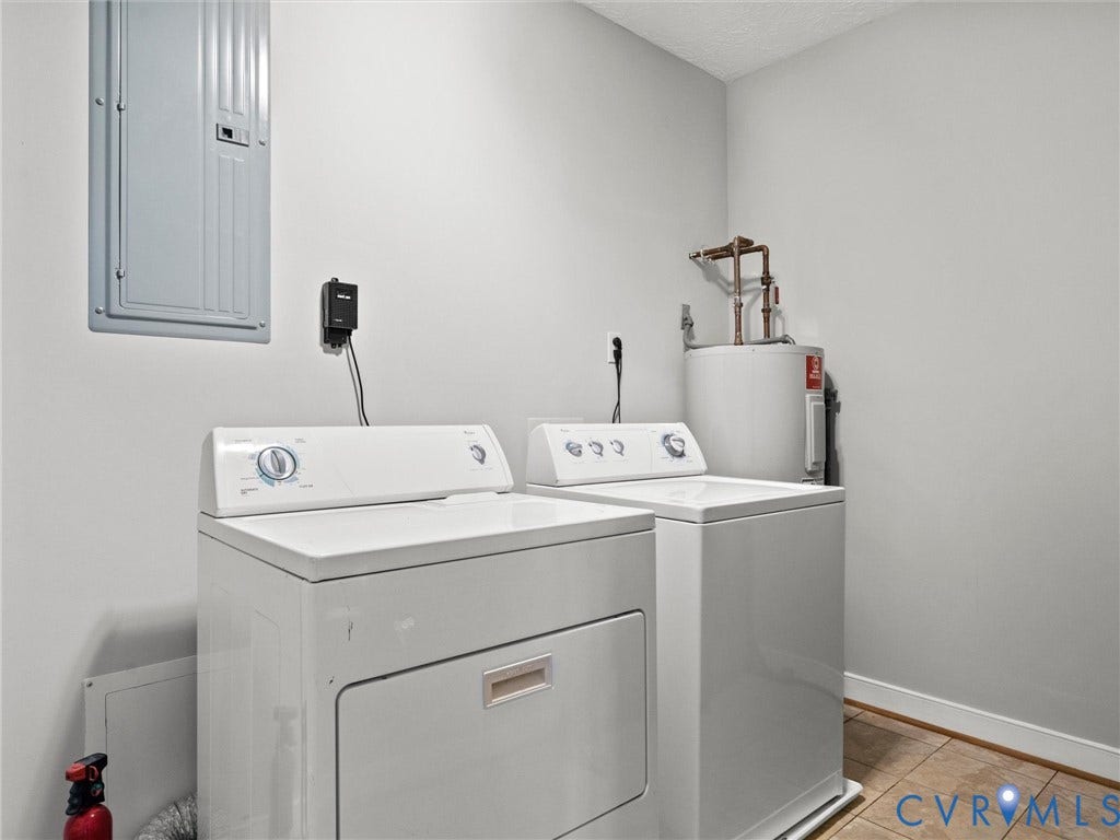 Laundry mud room with exterior access - washer and dryer convey
