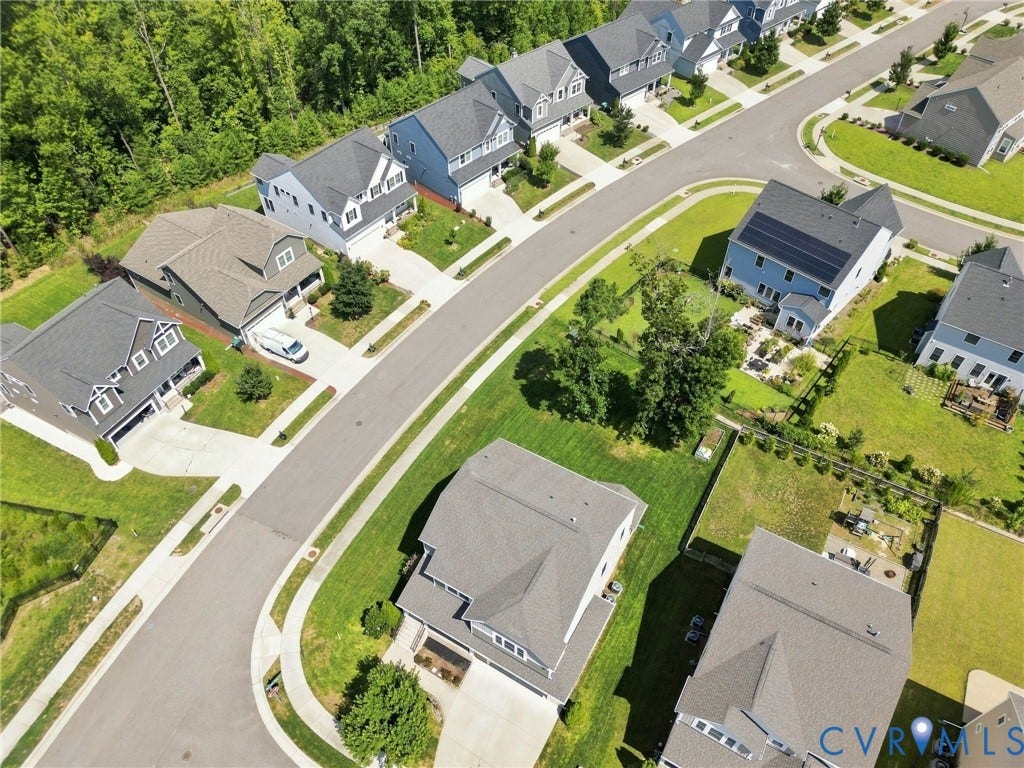 6400 Richwood Trail, Aston Oaks (Section 1), Chesterfield, VA 23120 Residential neighborhood featuring paved streets, sidewalks, and detached homes
