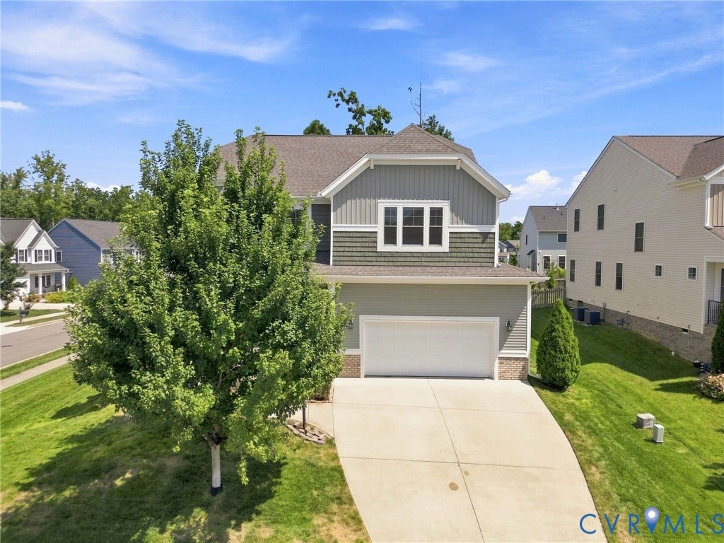 6400 Richwood Trail, Aston Oaks (Section 1), Chesterfield, VA 23120 Two-story residence featuring a gabled roof, mixed siding, attached garage, and a concrete driveway