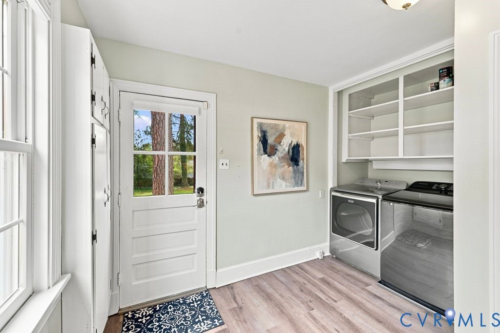8709 Gayton Road, Henrico, VA 23229 Spacious laudry/mudroom