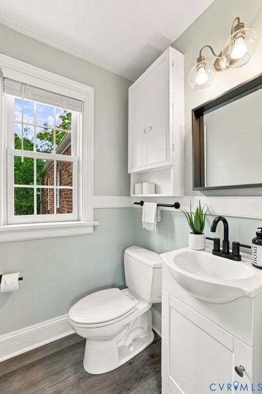 8709 Gayton Road, Henrico, VA 23229 Powder room off of laundry room