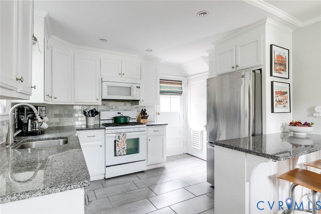 4213 Hillcrest Road, Forest Hill Park, Richmond, VA 23225 Great kitchen layout