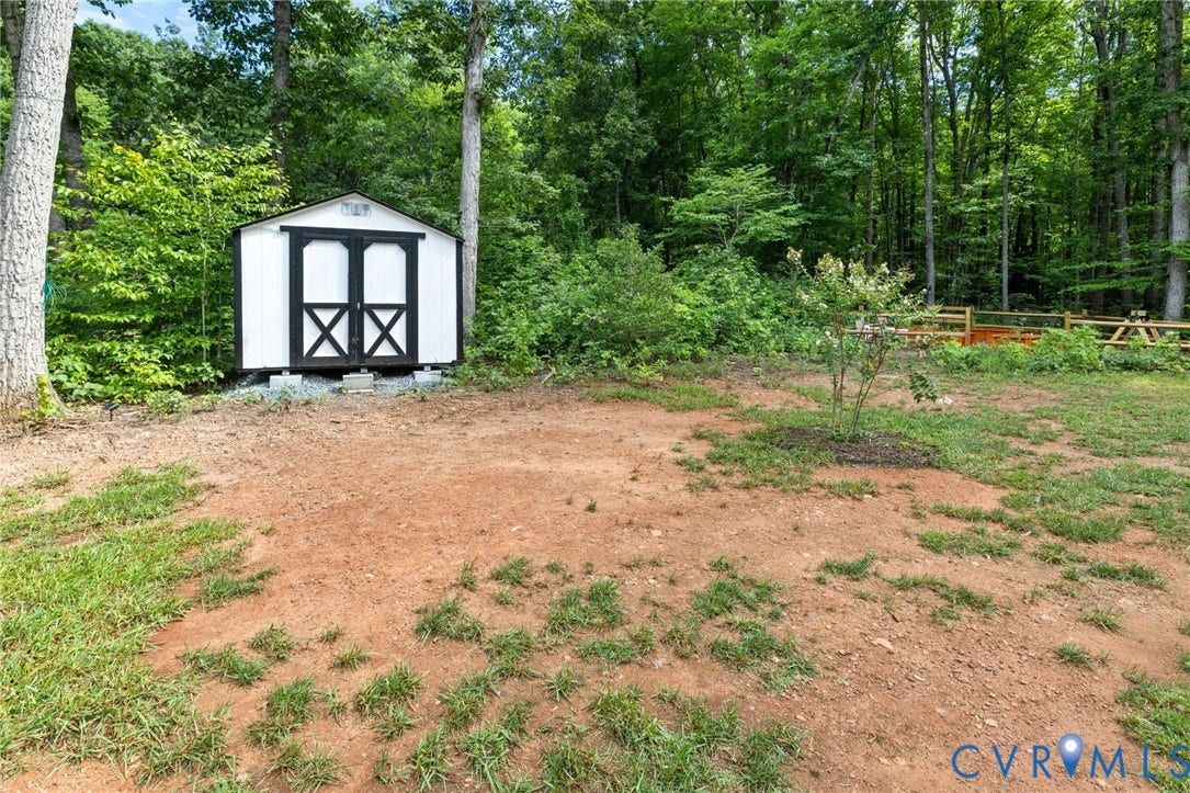 5284 Long Lane, Louisa, VA 23093 5284 Long Lane, Louisa, VA 23093