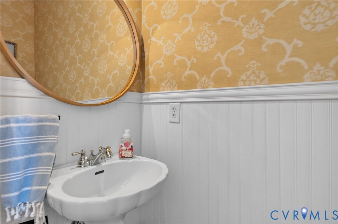 11498 New Town Court, Glen Allen, VA 23059