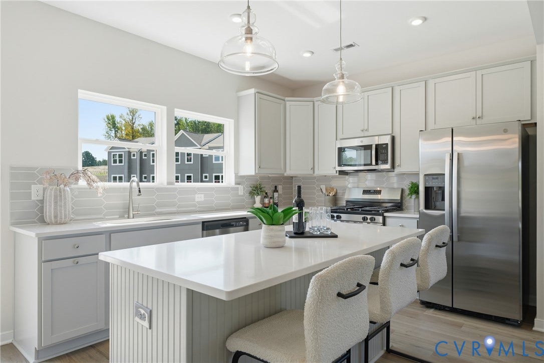 9807 Brookskirt Run, Glen Allen, VA 23059 9807 Brookskirt Run, Glen Allen, VA 23059