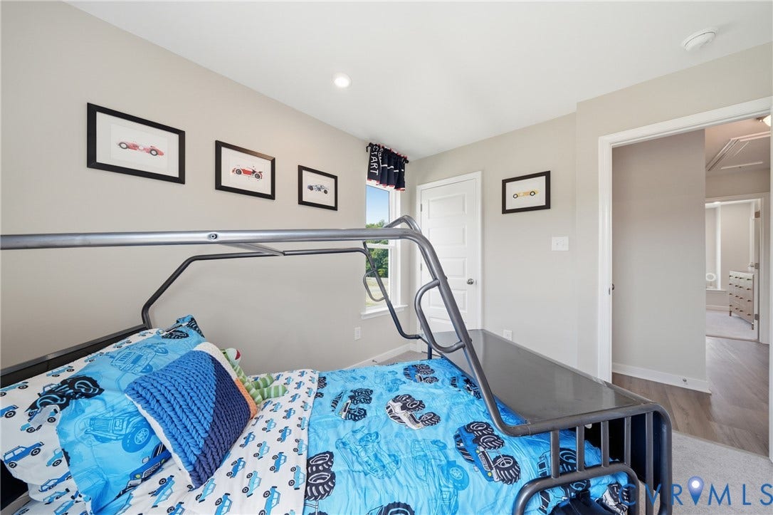 9807 Brookskirt Run, Glen Allen, VA 23059 9807 Brookskirt Run, Glen Allen, VA 23059